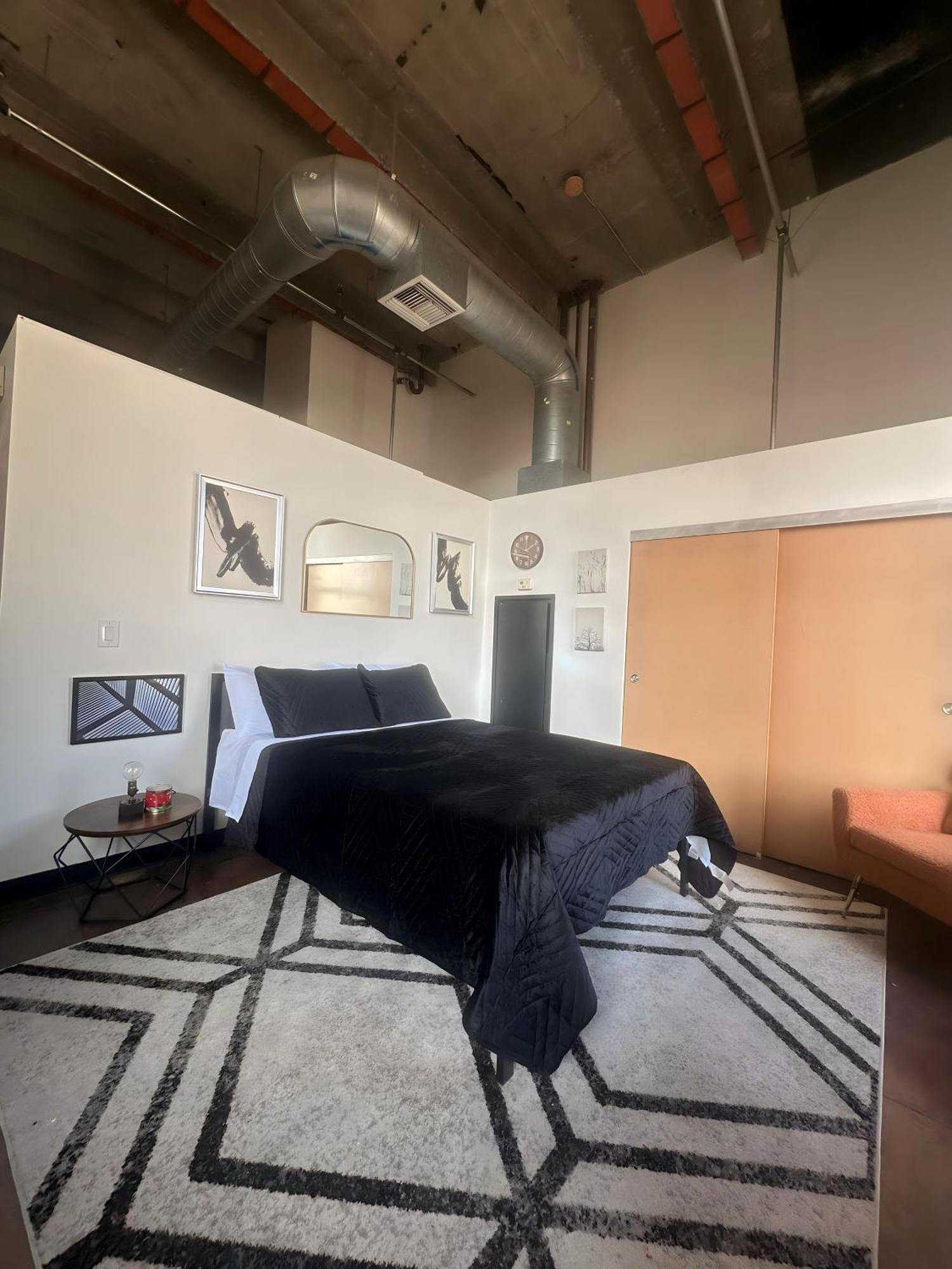 Couette-café The Continental Dtla Loft *